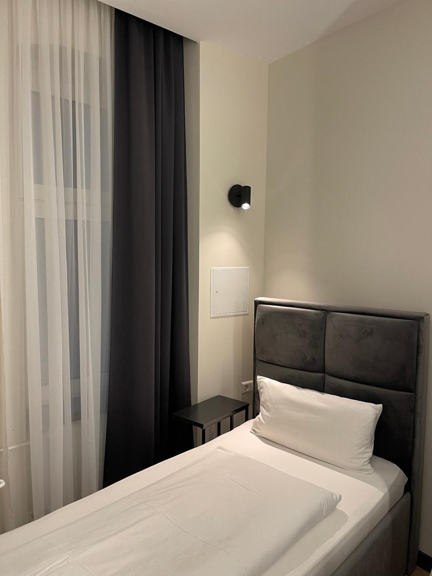 Motel Blue Messe เบอร์ลิน ภายนอก รูปภาพ